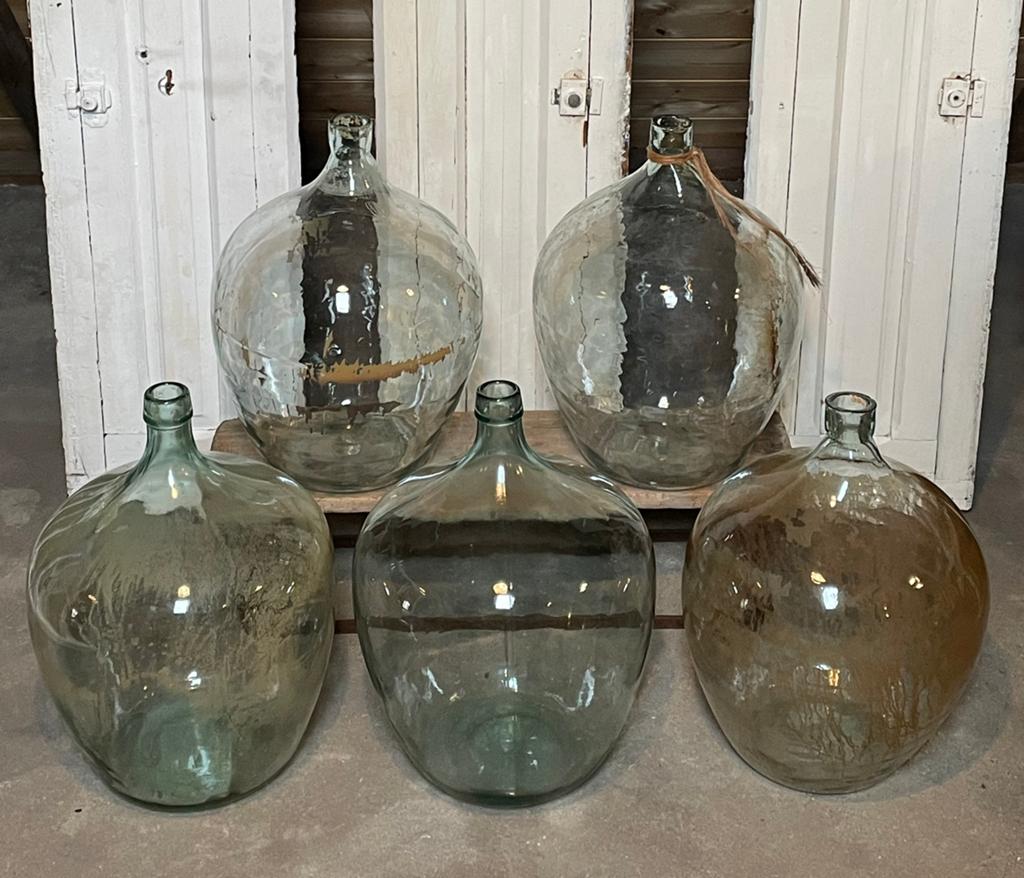 Brocante oude gistflessen / wijnfles / gistfles, Ophalen