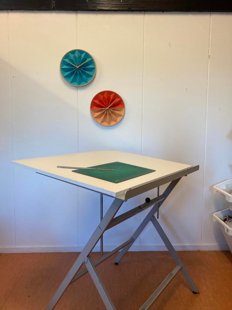 Vintage tekentafel, Doe-het-zelf en Verbouw, Tekentafels, Ophalen, Gebruikt, Minder dan 130 cm