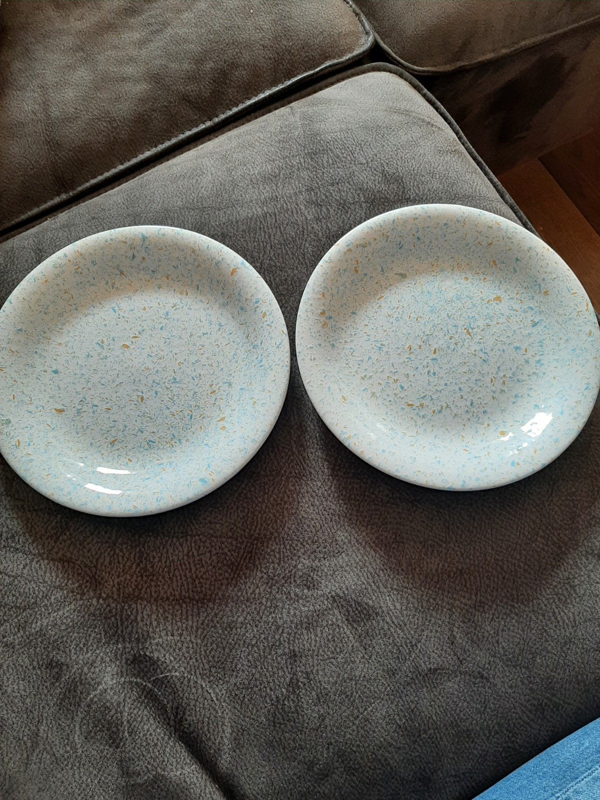 2 John Tams ontbijtborden, Overige merken, Ophalen of Verzenden, Zo goed als nieuw, Bord(en)