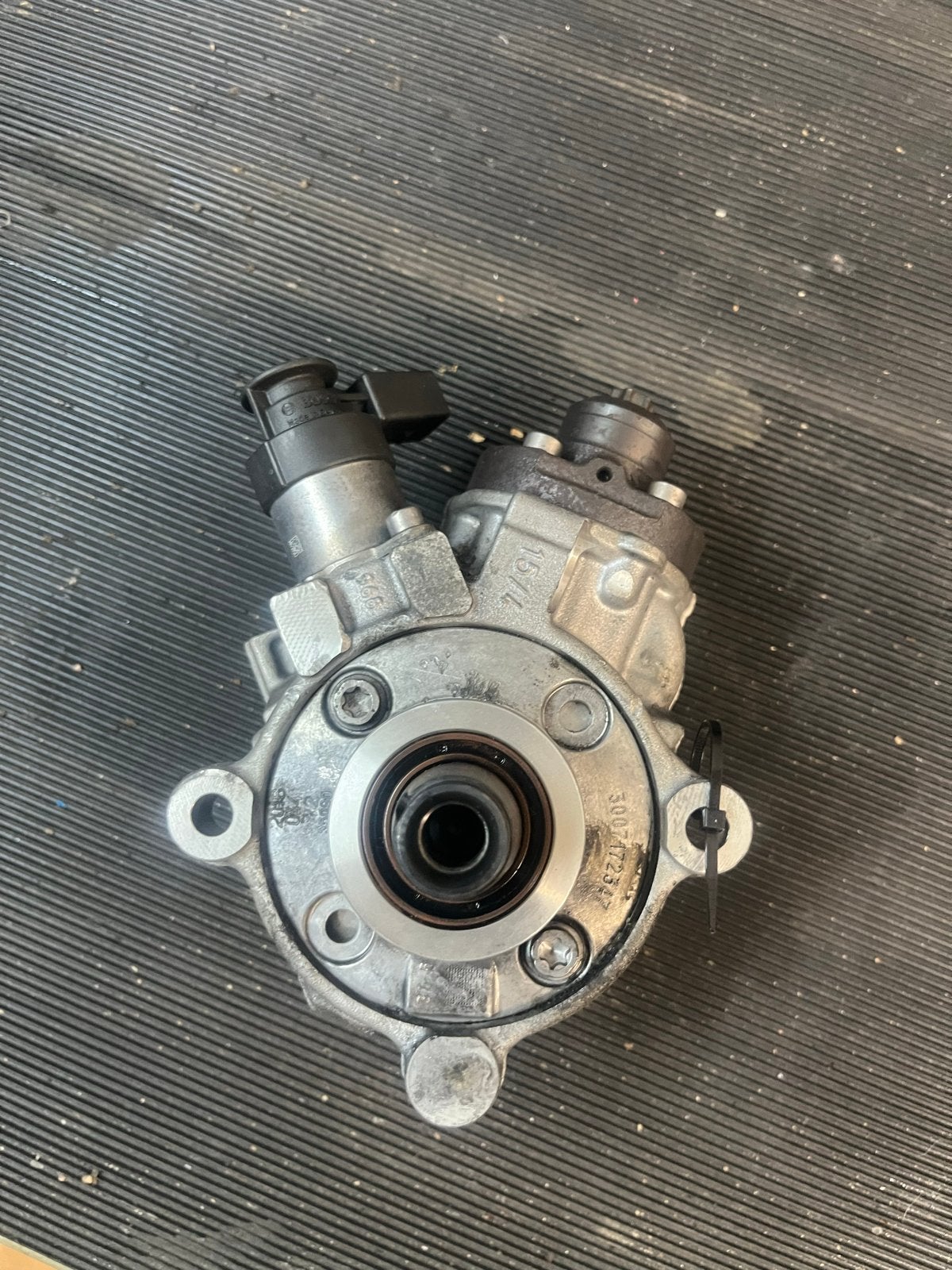 Hogedrukpomp Mercedes-Benz A6540700001 Bosch 0445010736, Ophalen of Verzenden, Nieuw, Mercedes-Benz