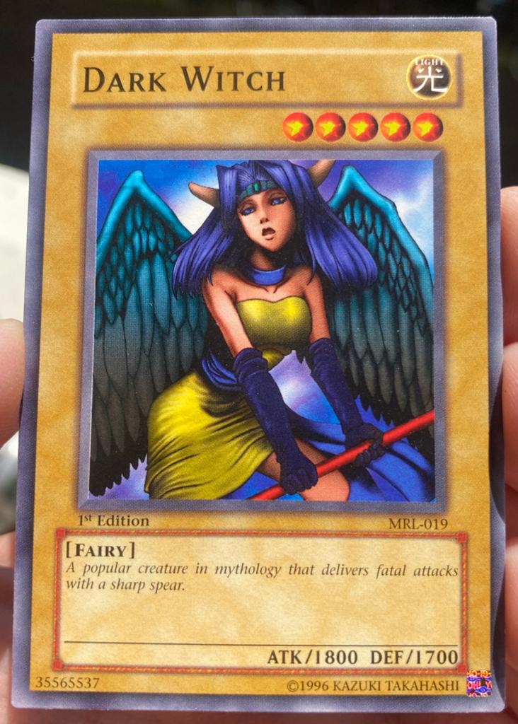 Yu-Gi-Oh! Dark Witch MRL 1st Edition Old US Print !, Ophalen of Verzenden, Gebruikt, Losse kaart