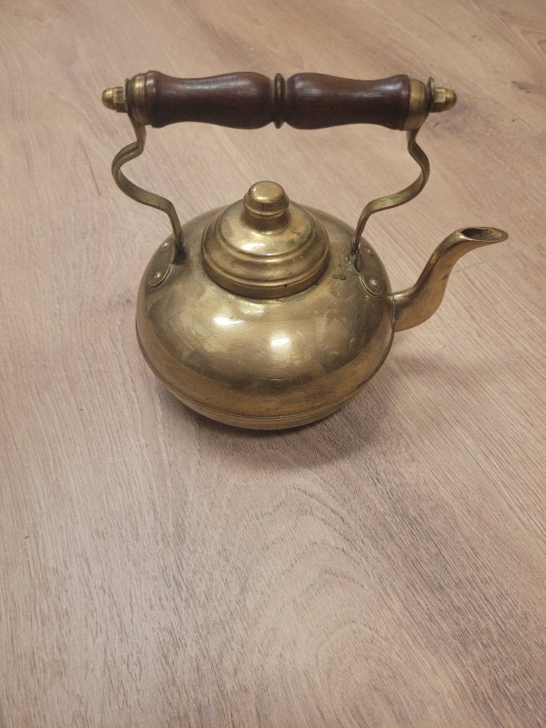 Antieke messing waterketel / fluitketel met houten handvat, Antiek en Kunst, Ophalen of Verzenden, Koper
