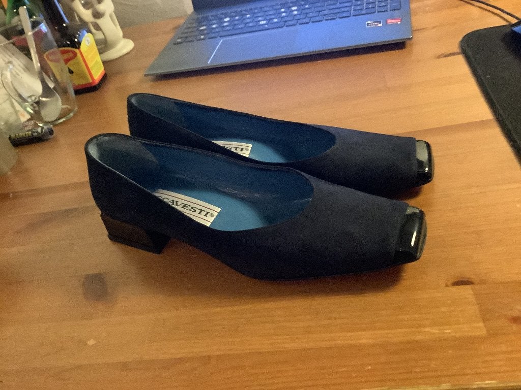 Scavesti vintage damesschoenen 37½. als nieuw, prijs er op, Kleding | Dames, Scavesti, Ophalen of Verzenden, Zo goed als nieuw