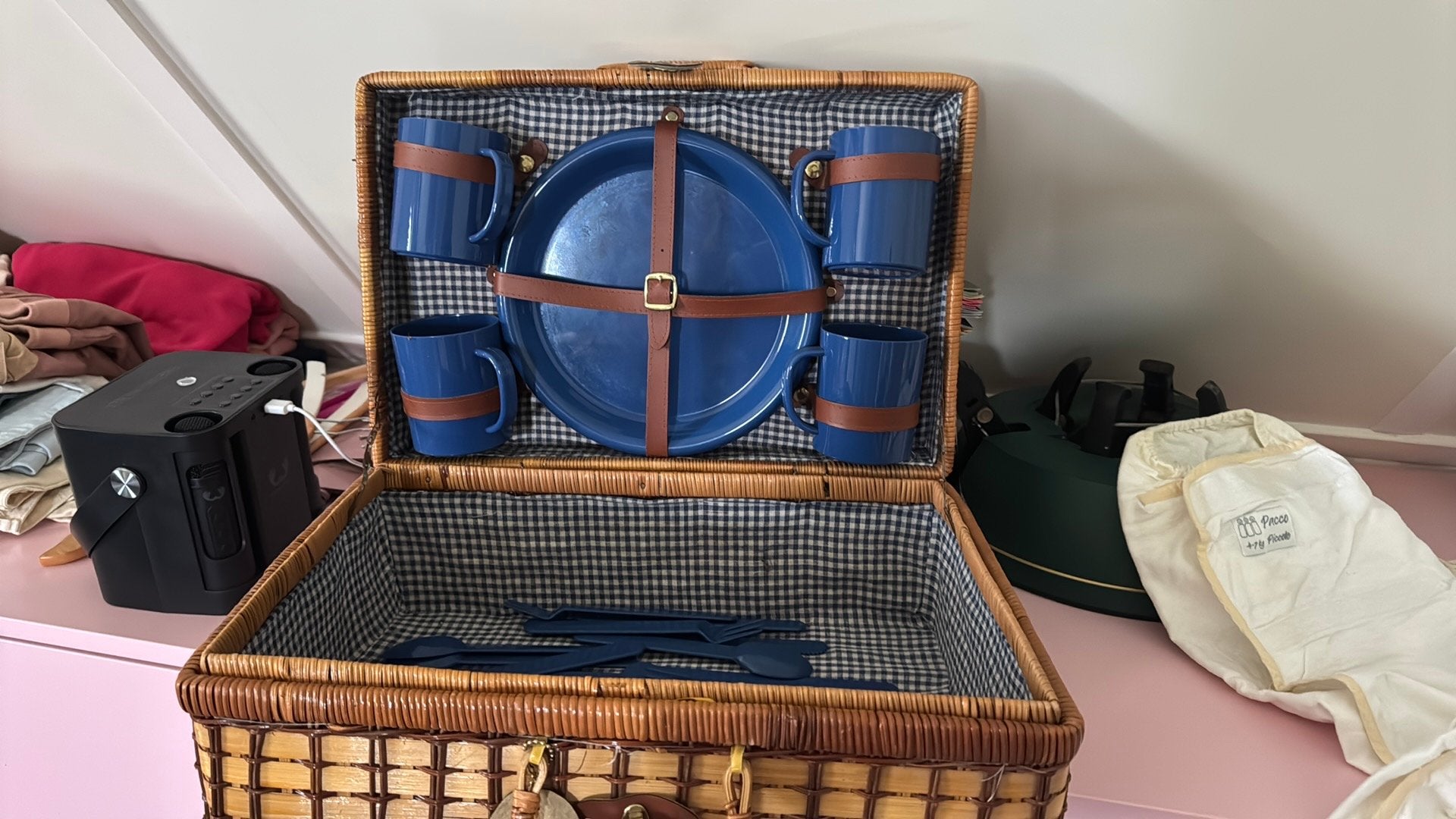 Picknickmand 4 personen, Ophalen, Zo goed als nieuw