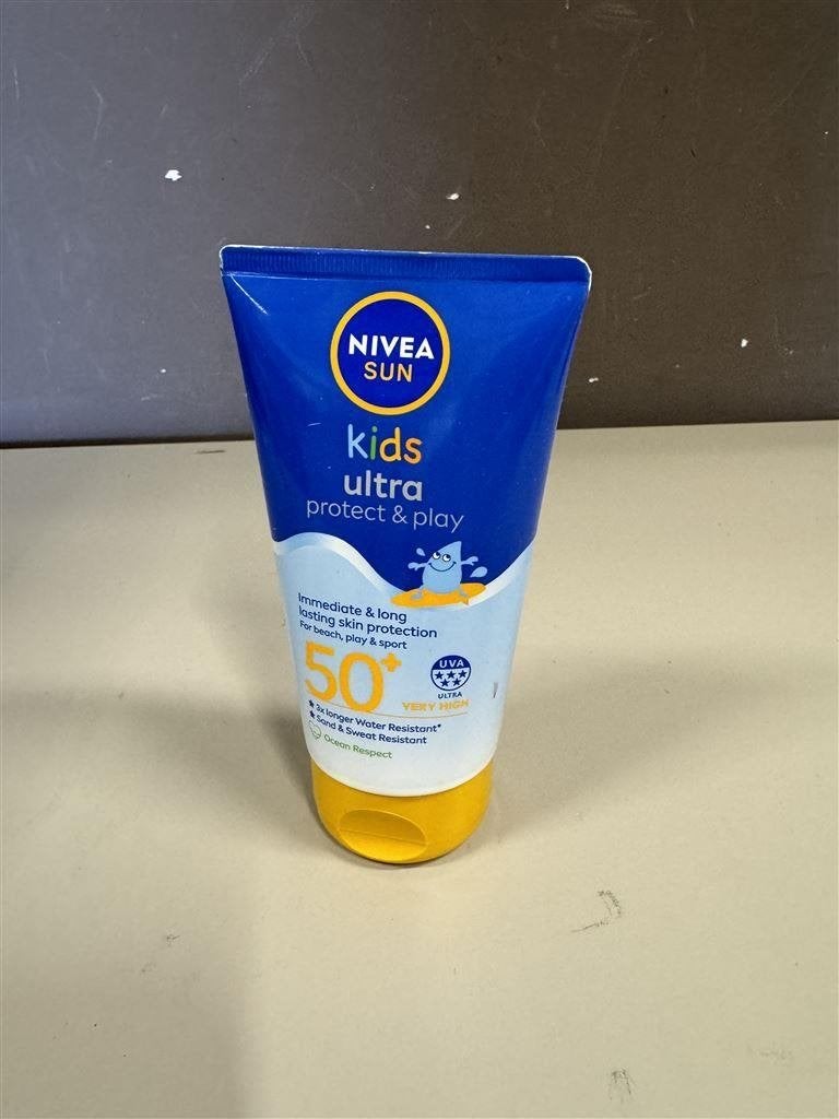Nivea sun Kids zonnebrand crème factor50, Ophalen of Verzenden, Zo goed als nieuw, Zonnebrand of After Sun