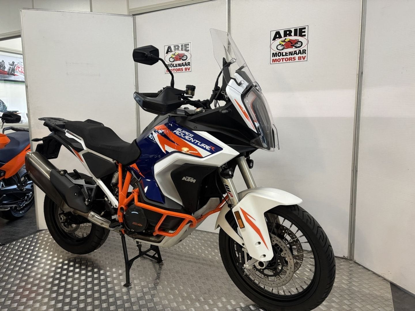 KTM 1290 Super Adventure R (bj 2022), 2 cilinders, KTM, Motorrijbewijs A, Bedrijf