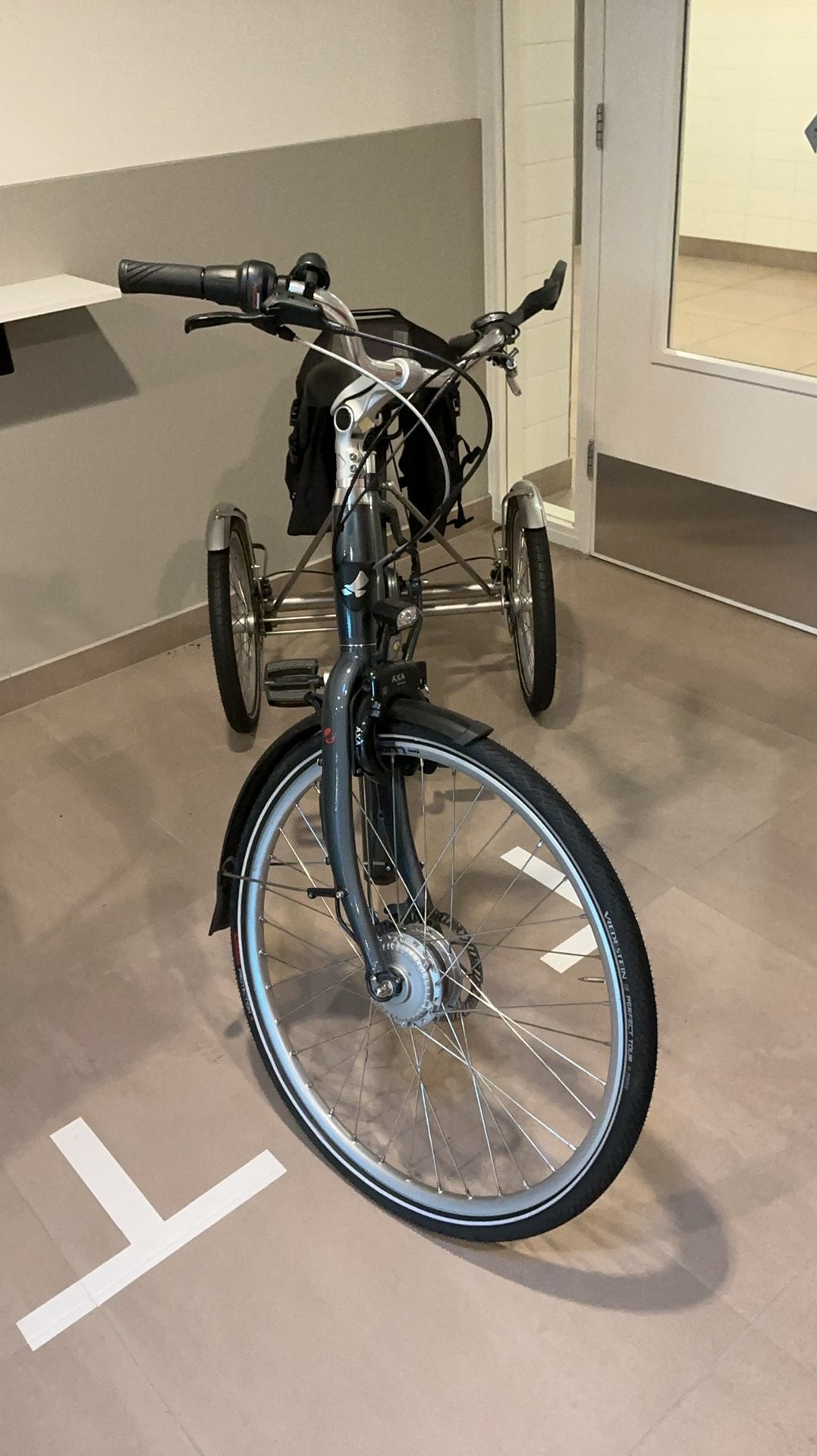 Stella Nantes Blue/Grey met trike conversion kit disc/accu, Ophalen, Zo goed als nieuw, Schijfrem