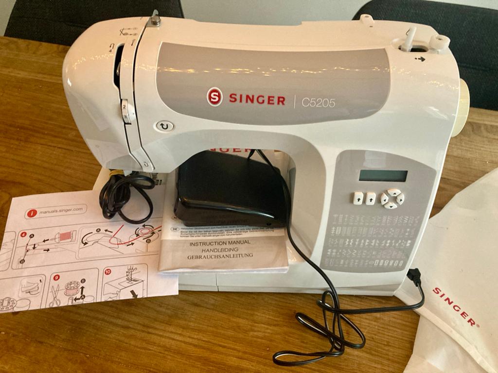 Singer C5205 Naaimachine - Zo goed als nieuw, Ophalen, Zo goed als nieuw, Naaimachine, Singer