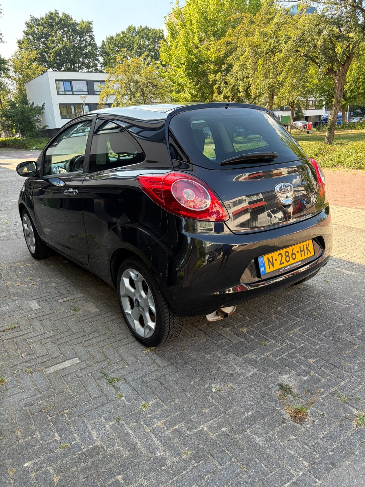 Ford Ka 1.2 51KW 2011 Zwart, Auto's, Ford, Voorwielaandrijving, Stof, 4 cilinders, 4 stoelen