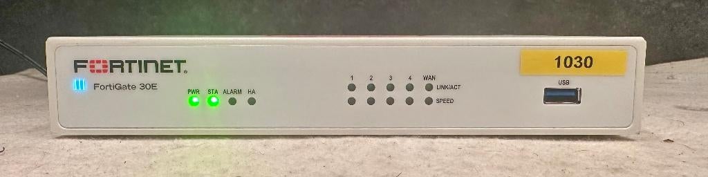 Fortinet FortiGate 30E firewall – in goede staat, Computers en Software, Ophalen of Verzenden, Zo goed als nieuw, Router, Fortinet