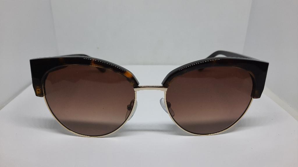 Karl Lagerfeld KL270S Dames Zonnebril met tas, Sieraden, Tassen en Uiterlijk, Zonnebrillen en Brillen | Dames, Gebruikt, Zonnebril
