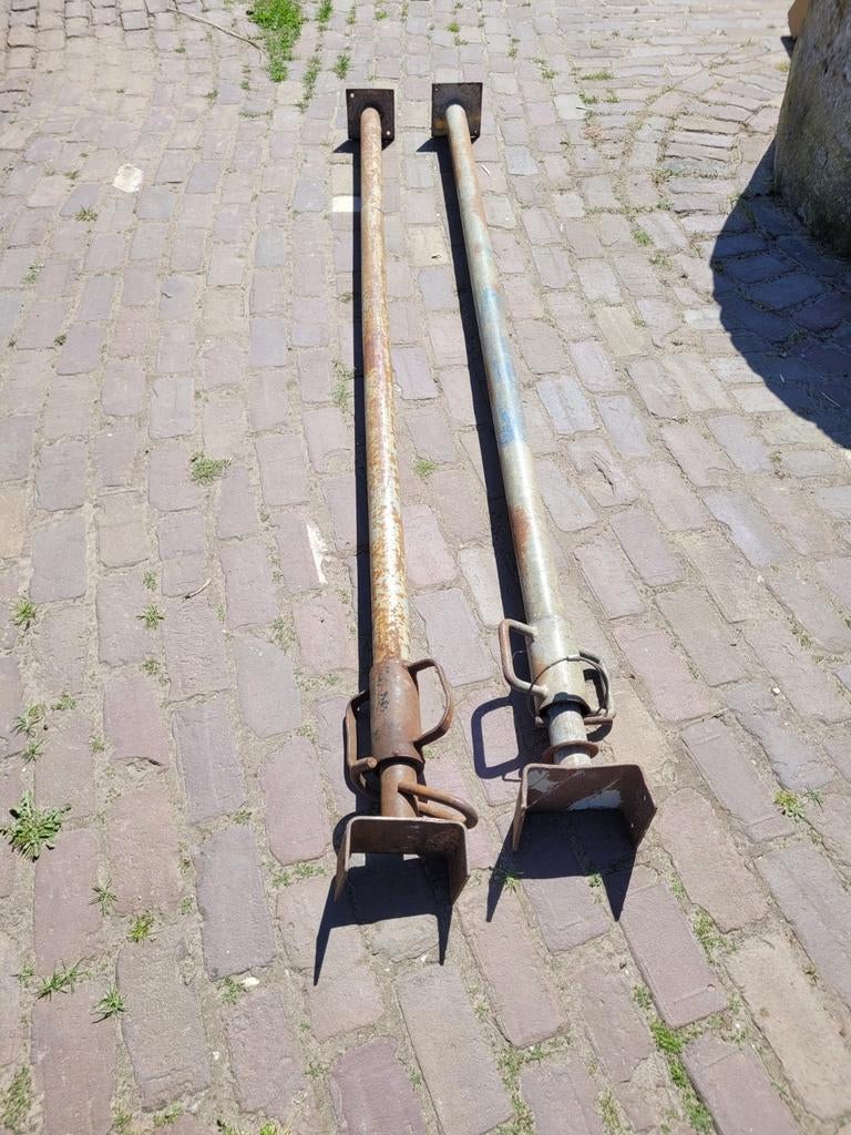 Steigerpalen / Stempels (2 stuks), Ophalen
