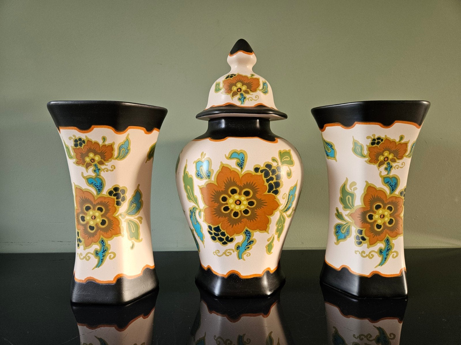 Set van 3 Modica vazen en dekselvaas met bloemen, kaststel, Antiek en Kunst, Ophalen of Verzenden
