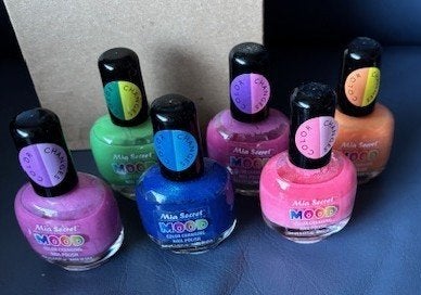 Mia Secret MOOD Colour Changing Nail Polish - set 6 x 15ml, Ophalen of Verzenden, Nieuw, Overige kleuren, Gehele gezicht
