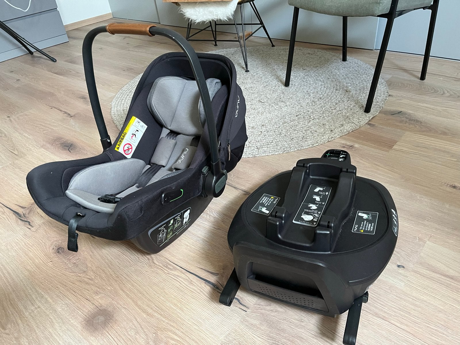 Nuna Pipa Next autostoel met Isofix 360 base, Kinderen en Baby's, Autostoeltjes, Gebruikt, Zijbescherming, Isofix, 0 t/m 13 kg