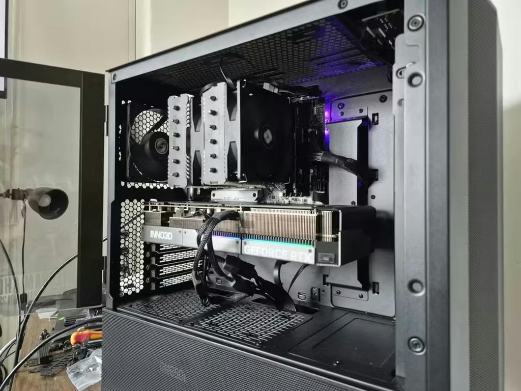 Gaming PC // RTX 4080 Super & AMD 7 7800X3D //, 7604 HM, 32 GB, Zelf gebouwde pc, Ophalen of Verzenden