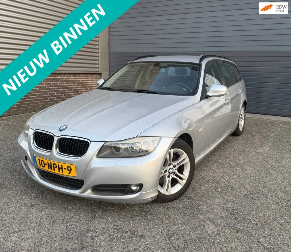BMW 3-serie Touring 316i Business Line|NIEUWAPK|SENSOR|AIRCO, Auto's, Euro 5, Achterwielaandrijving, Gebruikt, 4 cilinders
