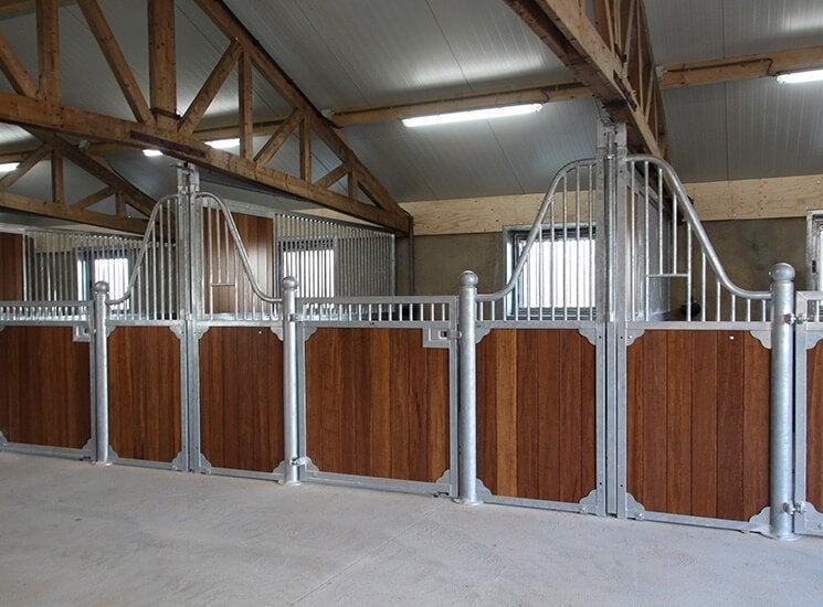 43. Paardenstal | stalwand | voorwand paardenbox | open stal, Dieren en Toebehoren, Stalling, 1 paard of pony