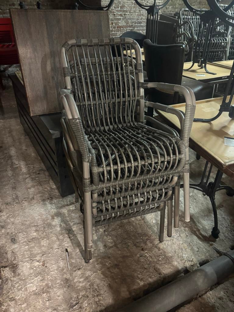 40x Horeca terrasstoelen - Stapelbaar en Duurzaam, Zakelijke goederen, Horeca | Meubilair en Inrichting, Ophalen of Verzenden