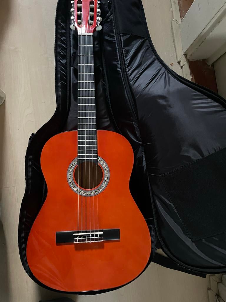 Gitaar 93cm met hoes en plectrum, Ophalen, Zo goed als nieuw, Klassieke of Spaanse gitaar, Met koffer
