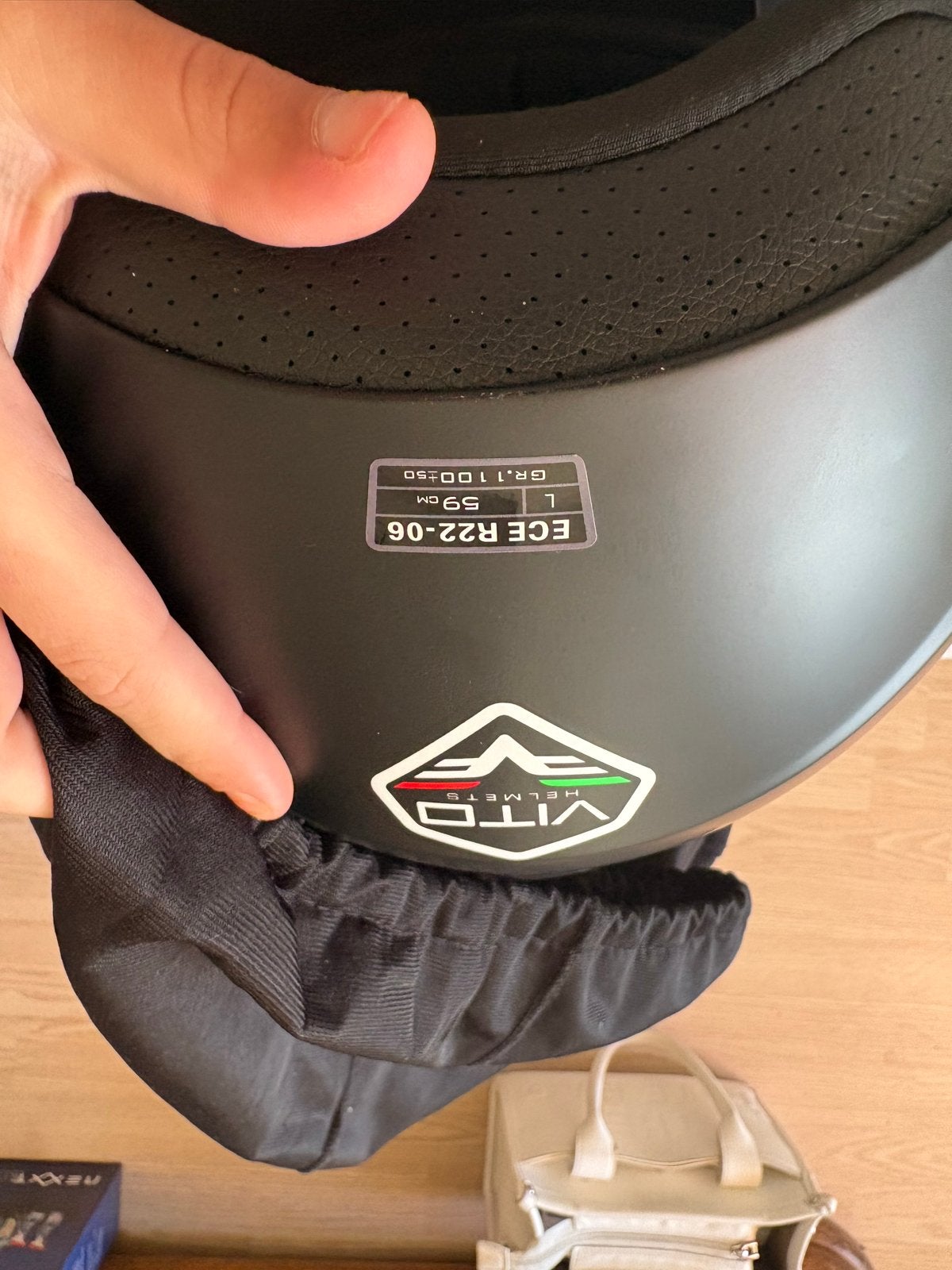 Vito Helmets Jethelm - Maat L (59cm) - Zwart met witte strep, Motoren, Overige merken, Heren, Jethelm, Ophalen of Verzenden