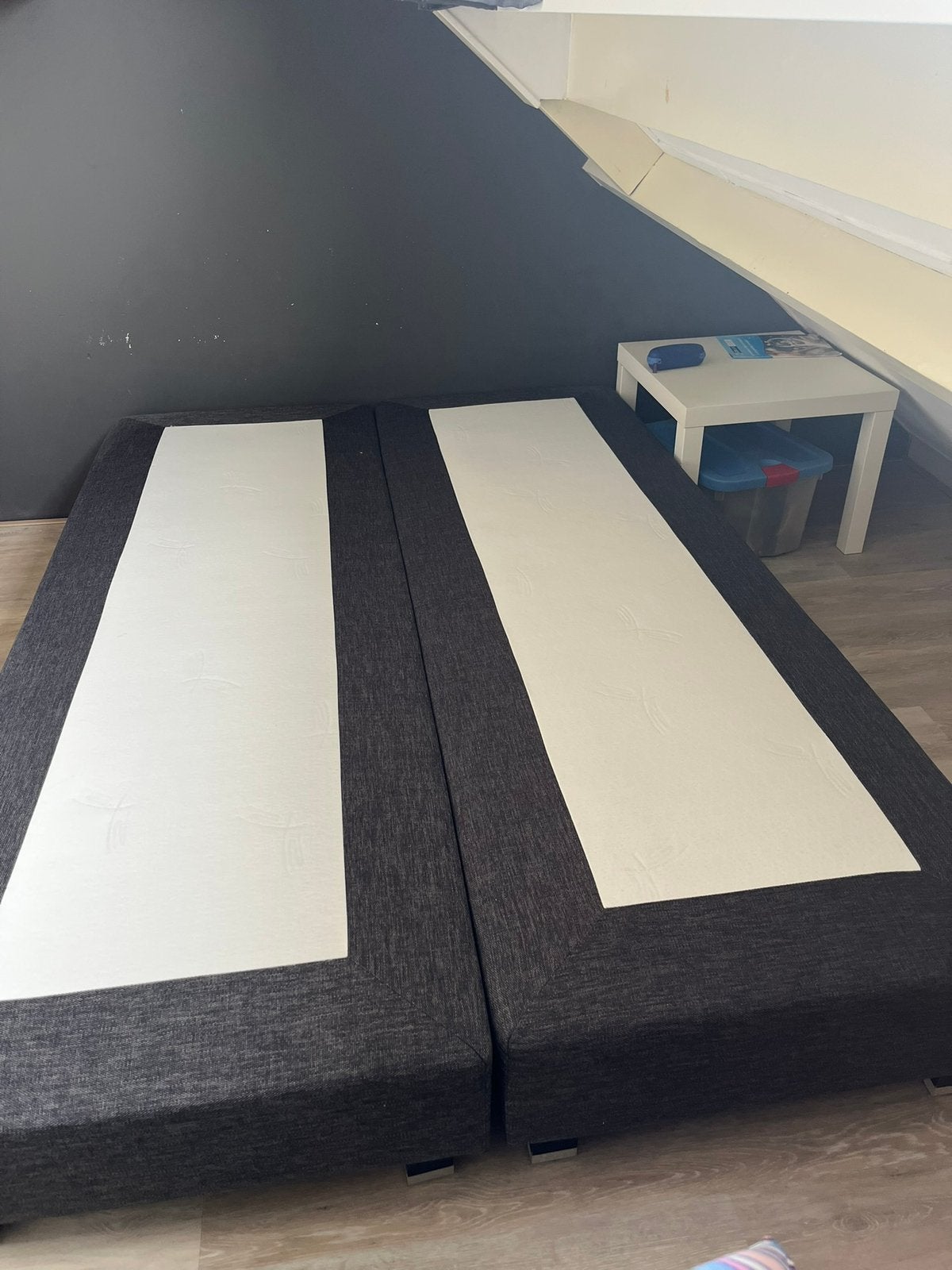 MioDormio Boxspring 140x210 - Antraciet van BeterBed, Ophalen, Gebruikt, 210 cm, 140 cm