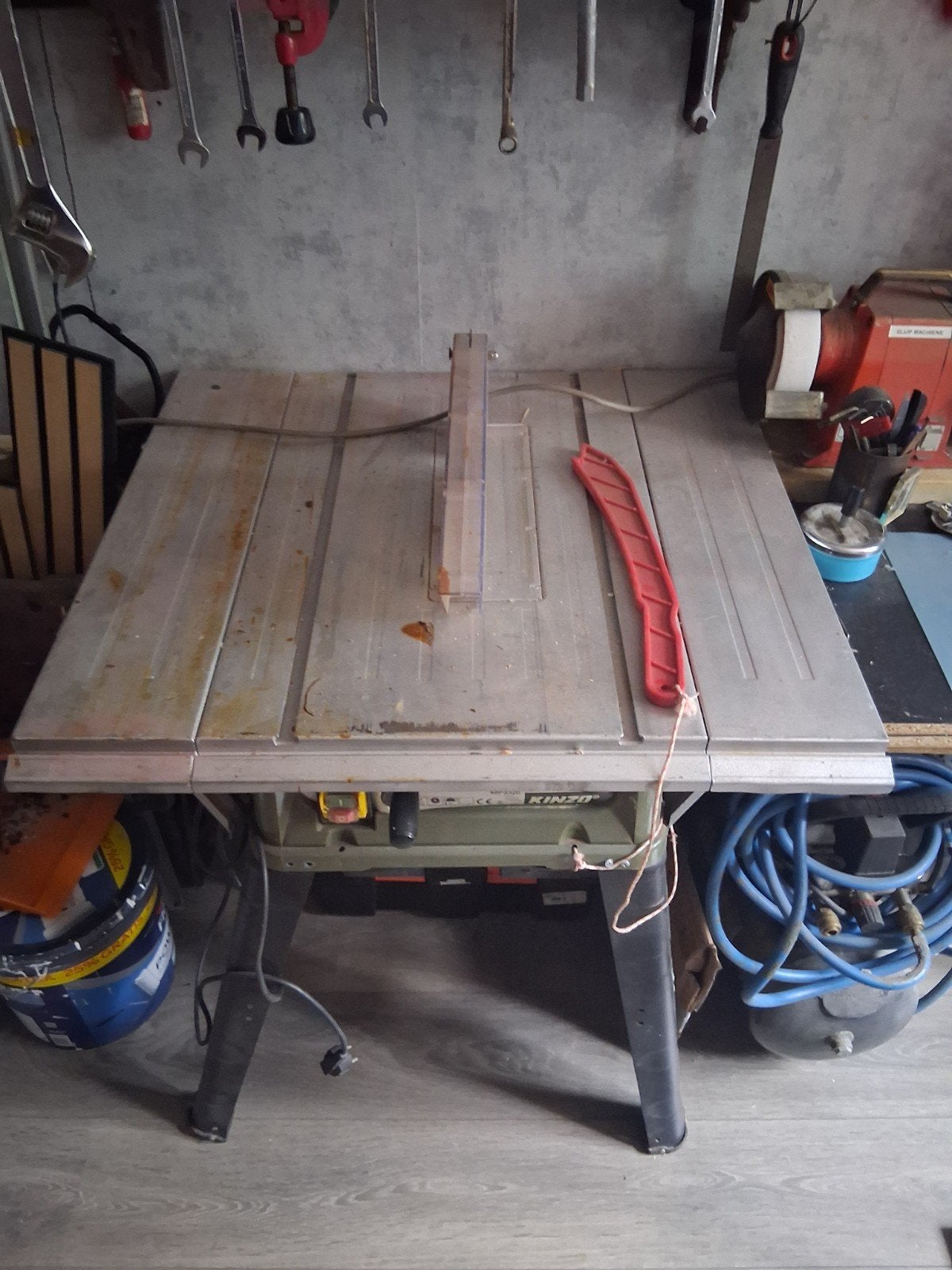 Zaagtafel kinzo, Ophalen