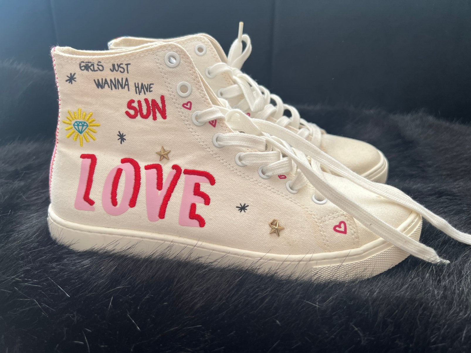 Aldo vrolijke sneaker/maat 37, Wit, Ophalen of Verzenden, Sneakers of Gympen, Zo goed als nieuw