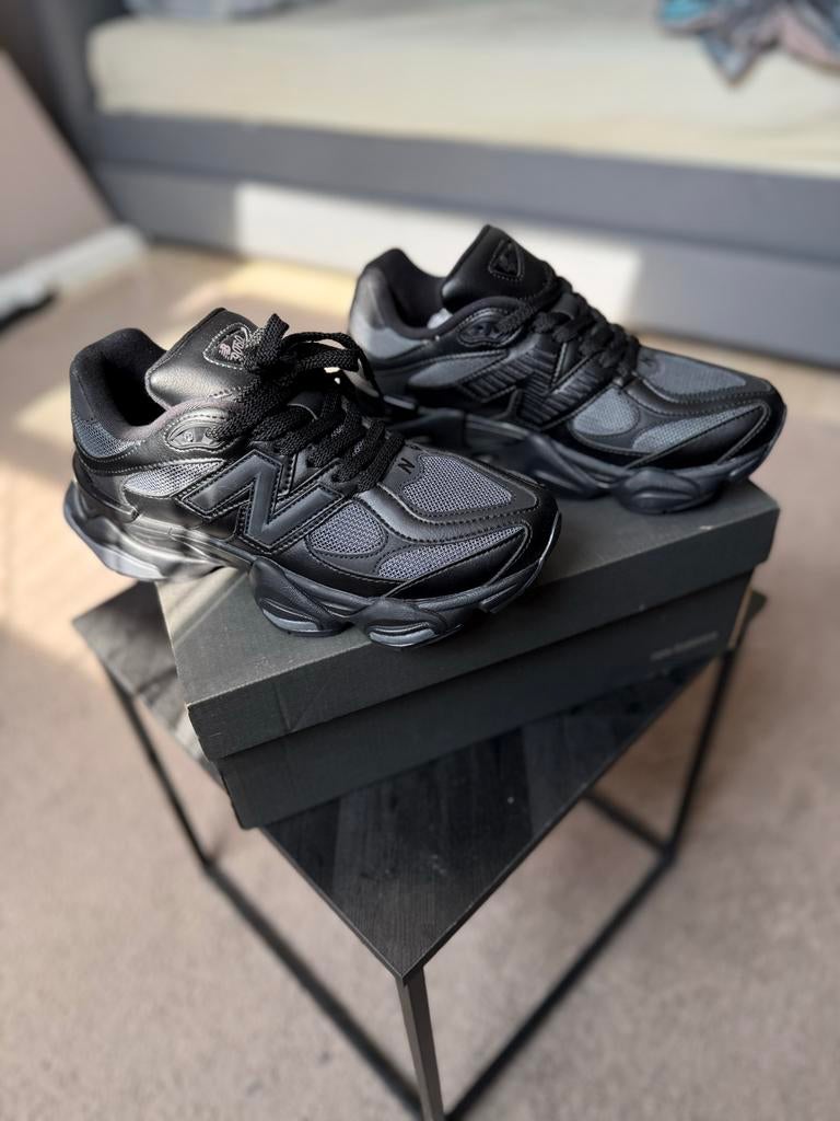 New Balance 9060 Sneakers - maat 44, Ophalen of Verzenden, Nieuw, Zwart, Sneakers of Gympen