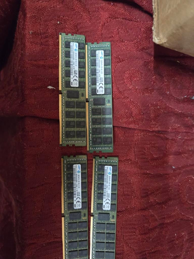 4x 32GB Server RAM Geheugen, Computers en Software, RAM geheugen, Ophalen of Verzenden, Server, 32 GB