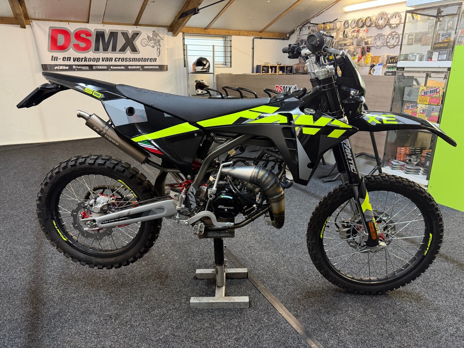 Fantic wegbrommer 50 cc uit 2025 - Absolute nieuwstaat!, Ophalen of Verzenden, Zo goed als nieuw, Overige merken