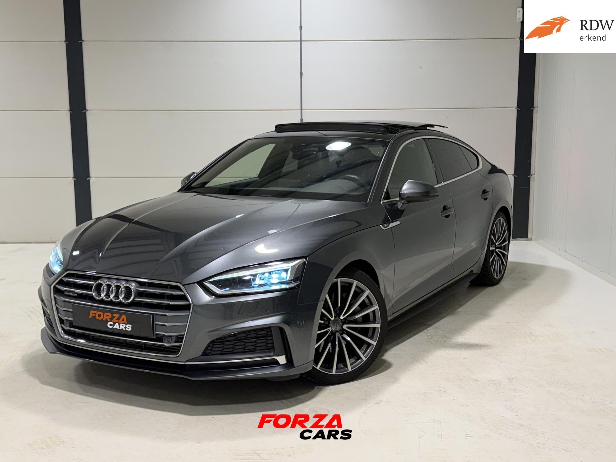 Audi A5 Sportback 45 TFSI quattro S-line | PANO | Standkache, Automaat, Dealer onderhouden, 15 km/l, Gebruikt