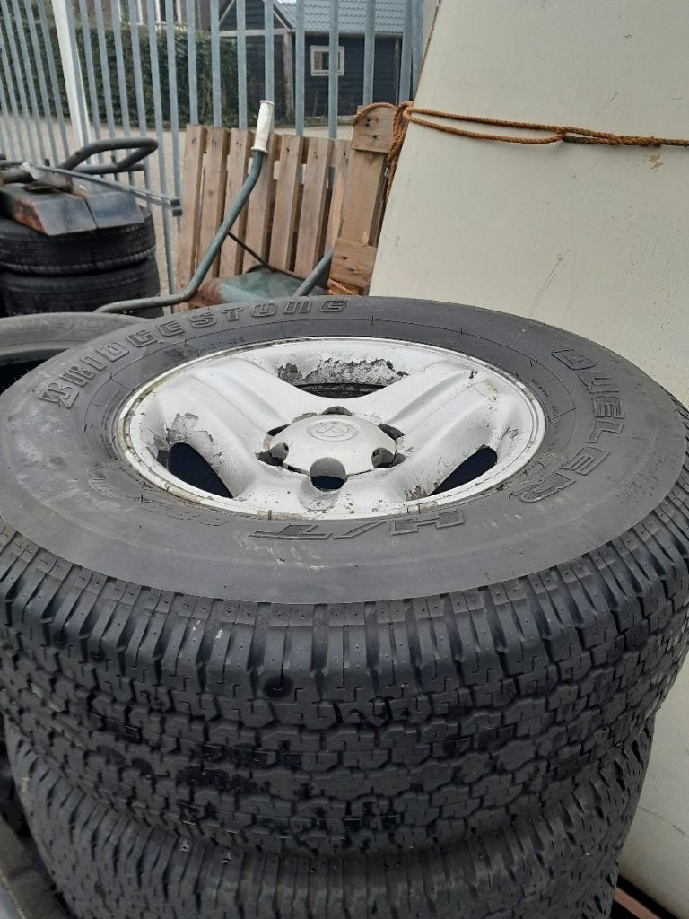 Alu wielen/banden Toyota Landcruiser J9/Land cruiser Prado, Ophalen, Gebruikt, 16 inch, 265 mm