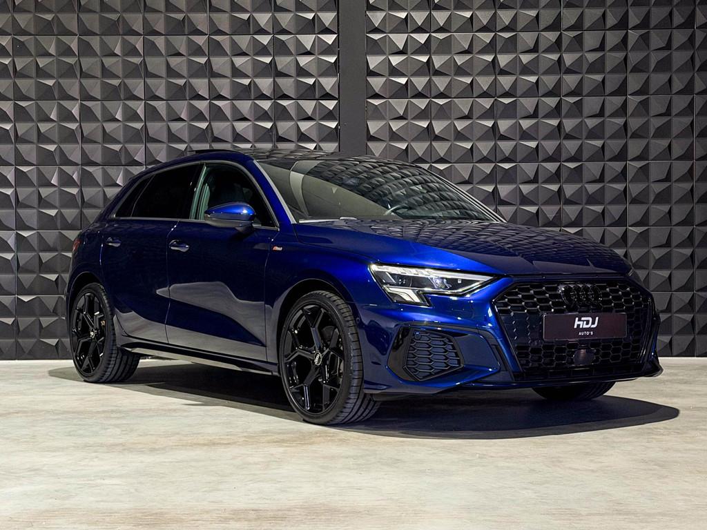 Audi A3 Sportback 40 TFSI e S-Edition | Pano | 19"| B&O | Le, 12 maanden, Gebruikt, 4 cilinders, Blauw
