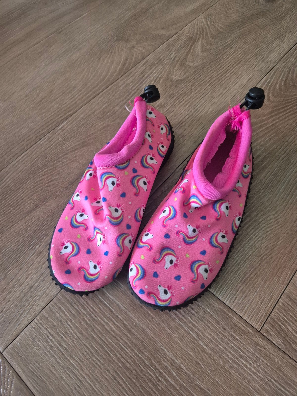 Roze zwemschoentjes maat 28 met eenhoorns, Ophalen of Verzenden, Gebruikt, Meisje, Zwemschoenen