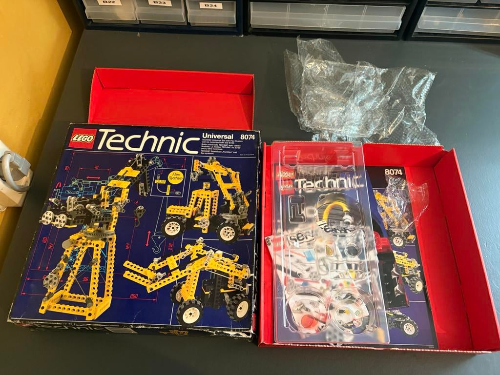 Alleen de doos + boekje van lego technic set 8074, Lego, Lego, Verzenden, Zo goed als nieuw