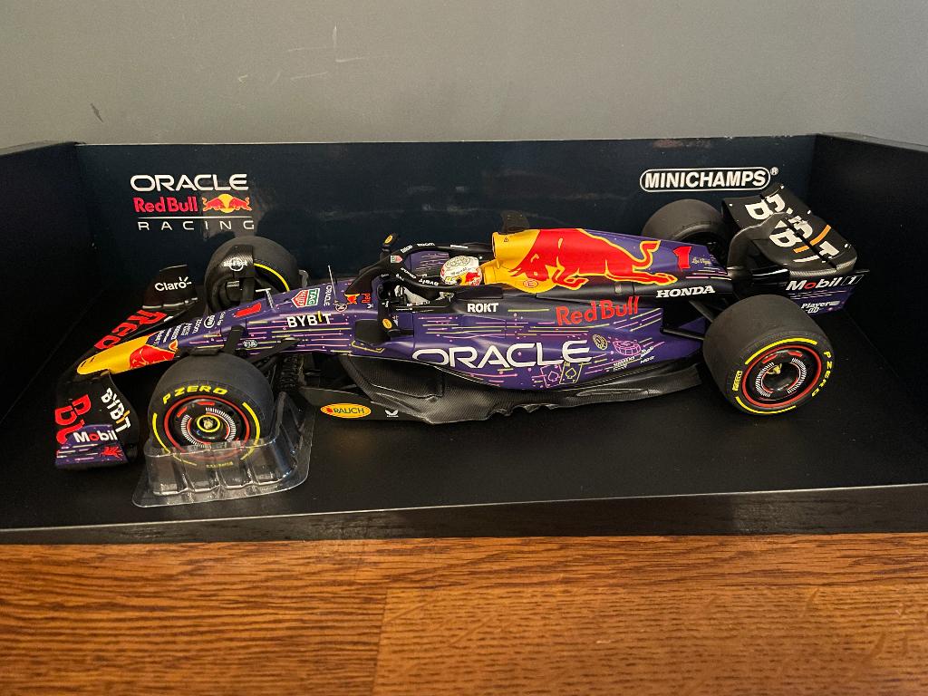 Minichamps 1:18 RB19 GP Las Vegas 2023 Special Livery, Ophalen of Verzenden, Nieuw, Auto, MiniChamps