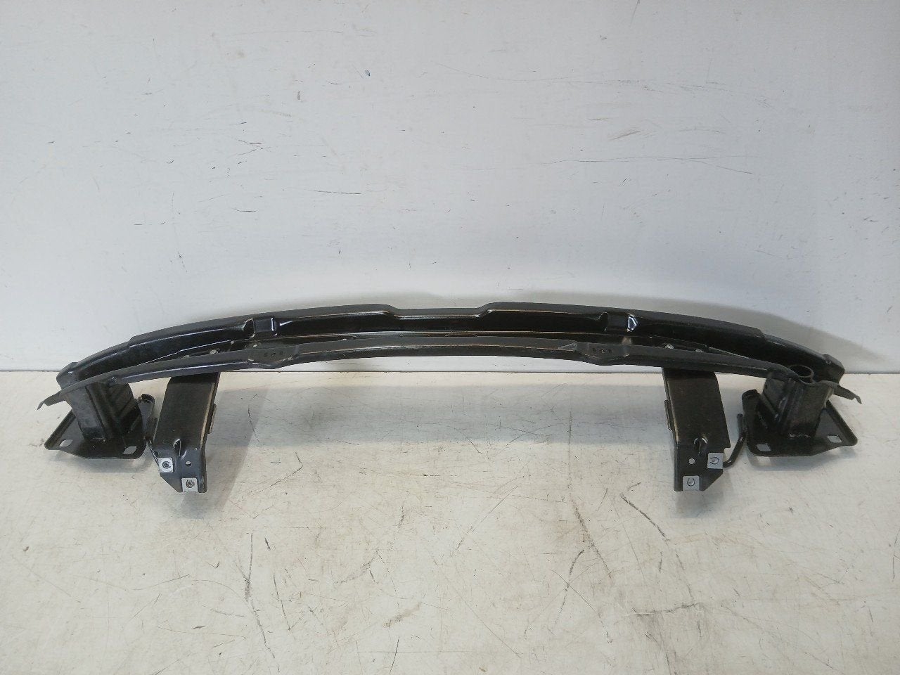 Bumperbalk achter Land Rover Discovery, Auto-onderdelen, Carrosserie en Plaatwerk, Onderdelen@venauto.nl, Van der Ven Autorecycling B.V.