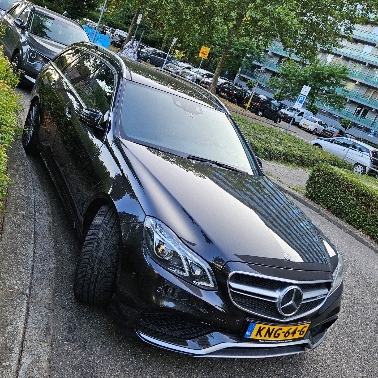 Mercedes-Benz E-Klasse 5.5 E63S AMG 430KW Sedan AUT 2015, Auto's, Automaat, 5461 cc, 8 cilinders, Zwart