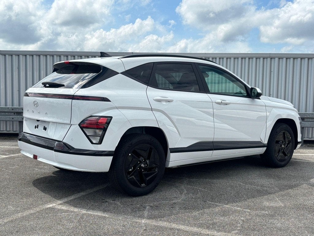 Hyundai Kona Electric Pure Edition 64.8 kWh / €1500,- Voor, Auto's, Hyundai, Stof, 750 kg, Wit, 420 min