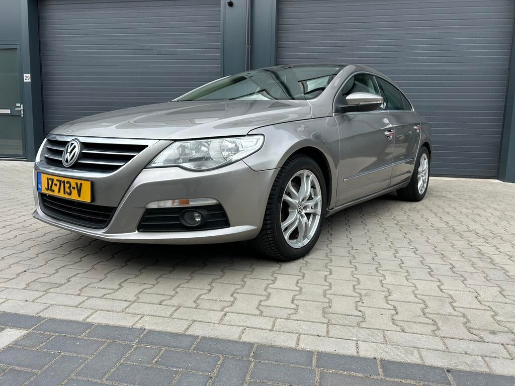 Volkswagen Passat 1.8 CC TSI DSG automaat (2010), Auto's, Volkswagen, Bruin, 75 €/maand, Particulier, Sedan