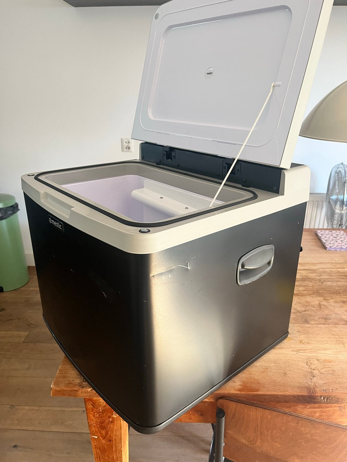 Mestic absorptie koelbox MAC-40 AC/DC - Zo goed als nieuw, Caravans en Kamperen, Koelboxen, Ophalen of Verzenden, Zo goed als nieuw