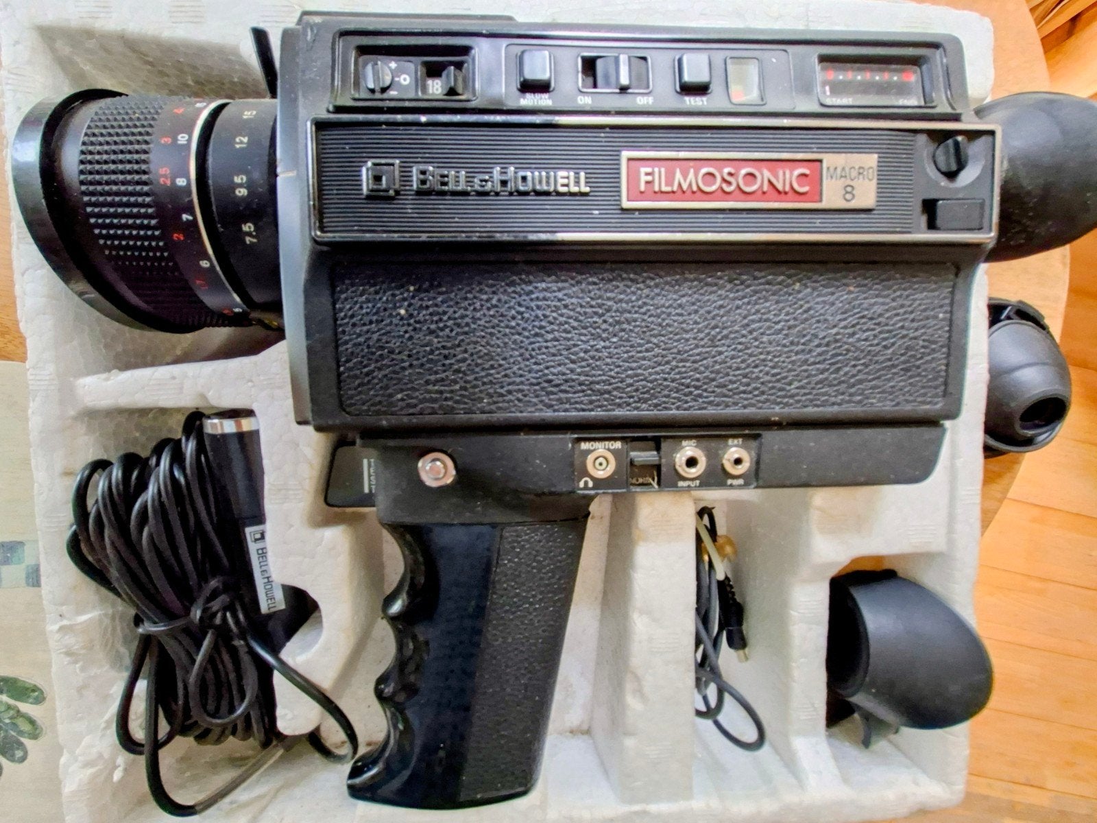 te koop: Sound camera 1238 Bell & Howell, Ophalen of Verzenden, 8mm