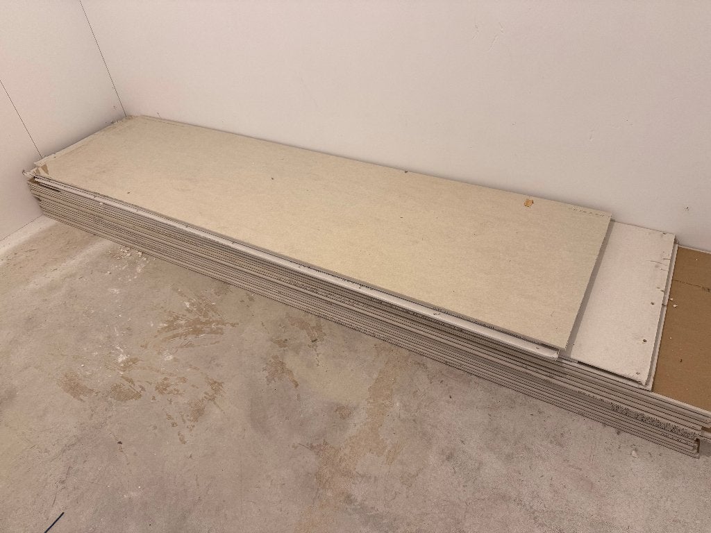 Aangeboden: Gips/pvc-platen/ U-profielen & Rockwool isolatie, Ophalen, Dakisolatie, Nieuw, Steenwol