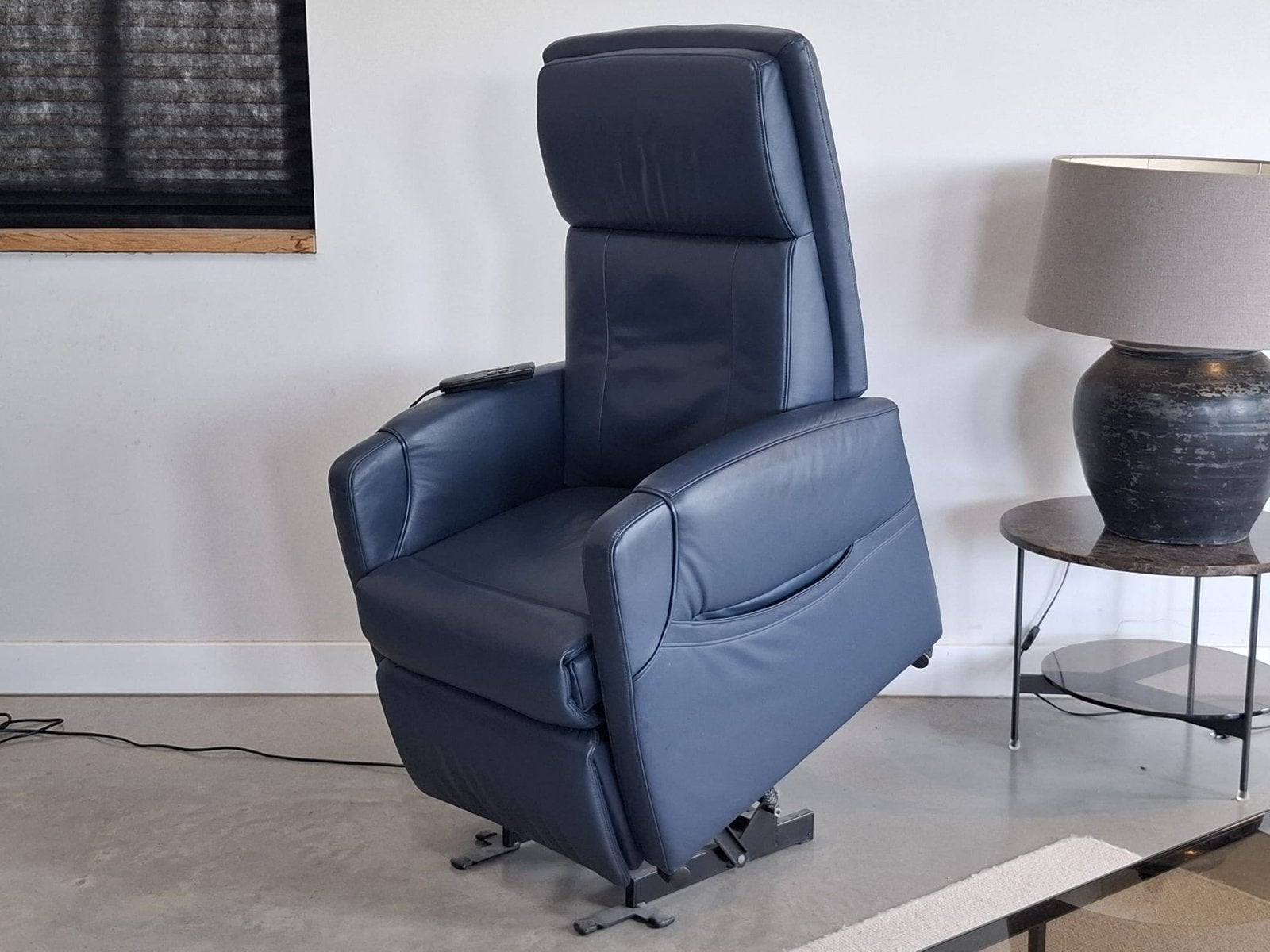 Fitform Wellness 296 sta-opstoel blauw leer – als nieuw