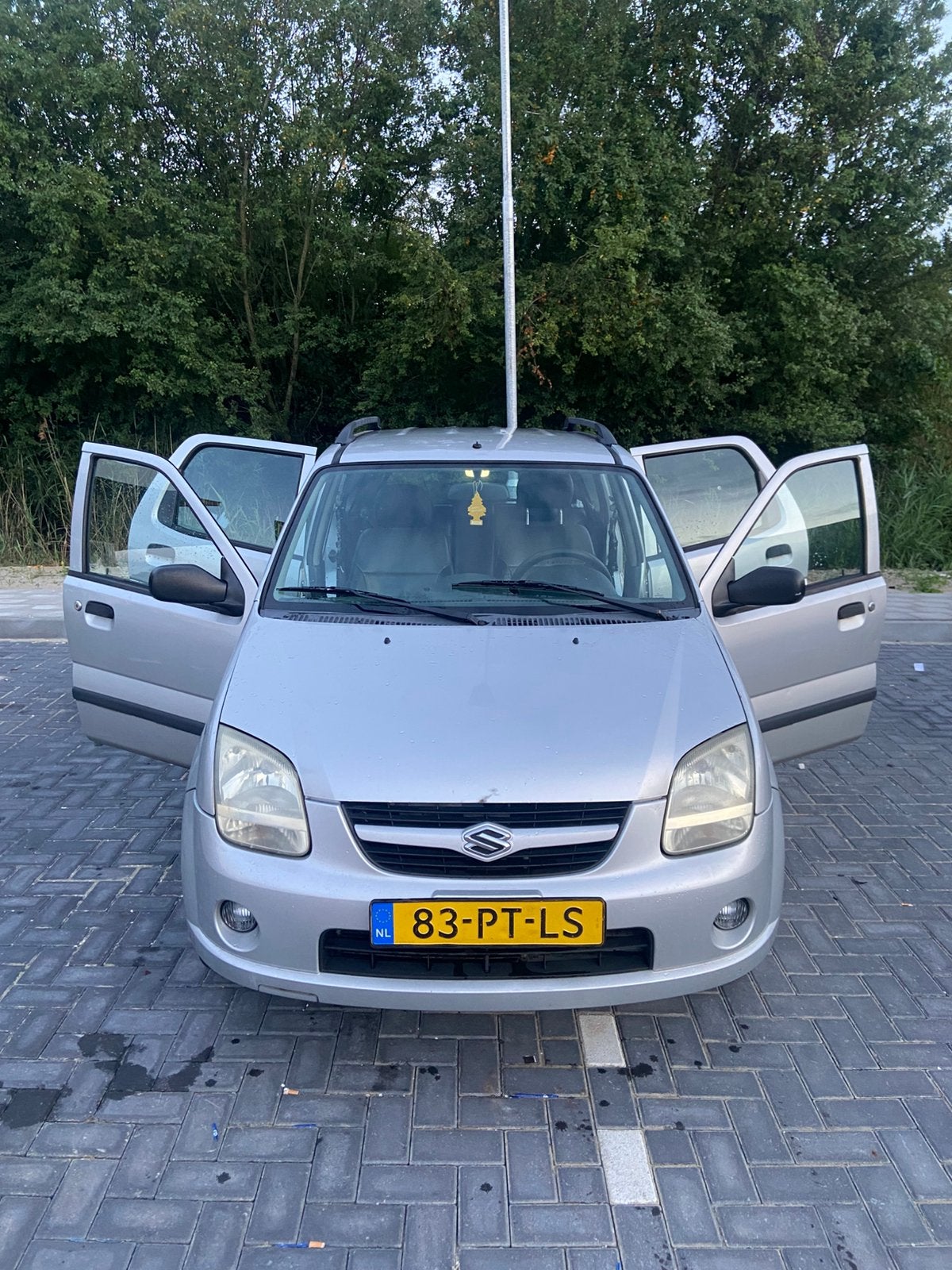 Suzuki Ignis 1.3 5D 2004 Grijs, Auto's, Voorwielaandrijving, 94 pk, 15 km/l, 31 €/maand