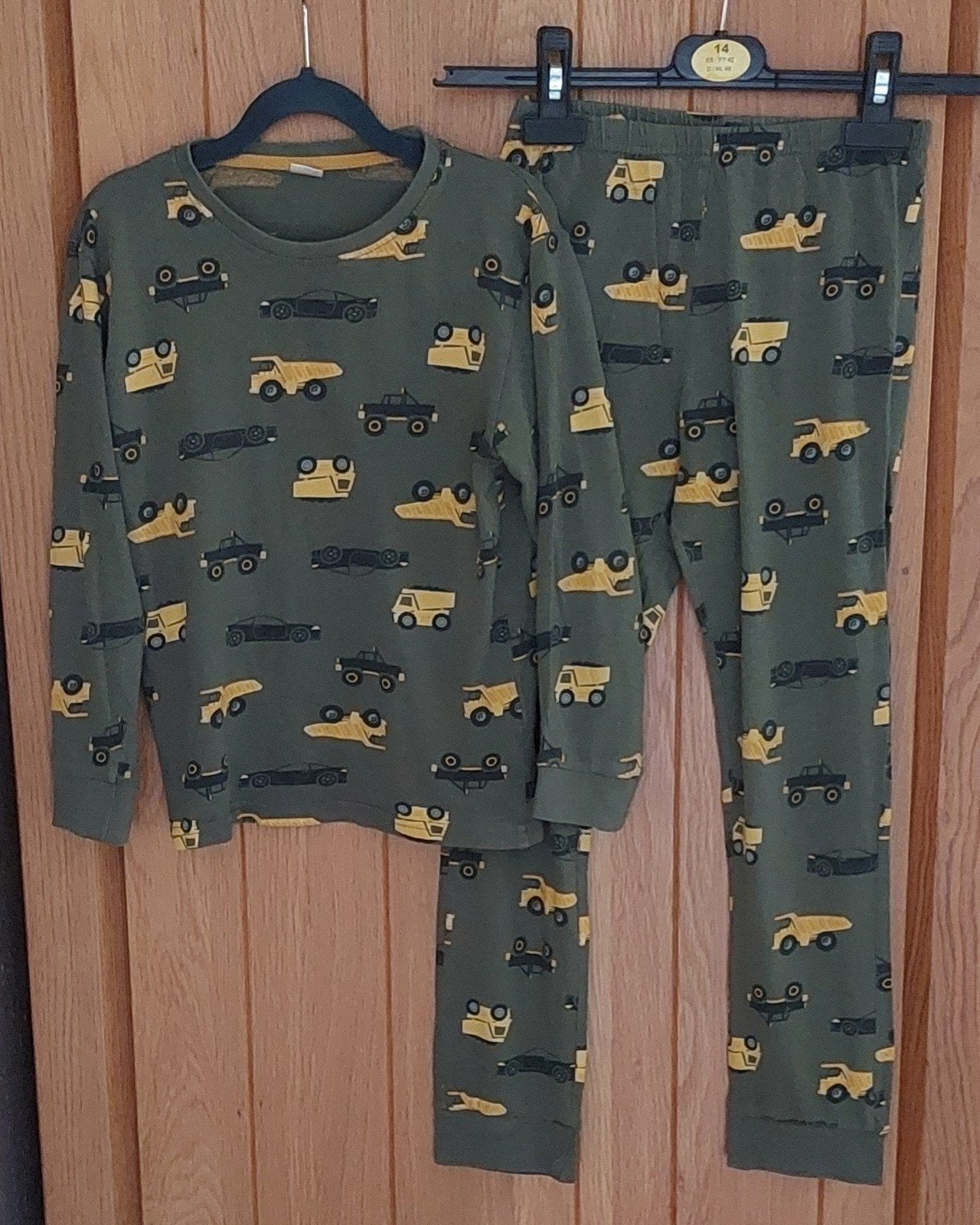 Zeeman pyjama - maat 122/128, Ophalen, Zo goed als nieuw, Jongen, Nacht- of Onderkleding