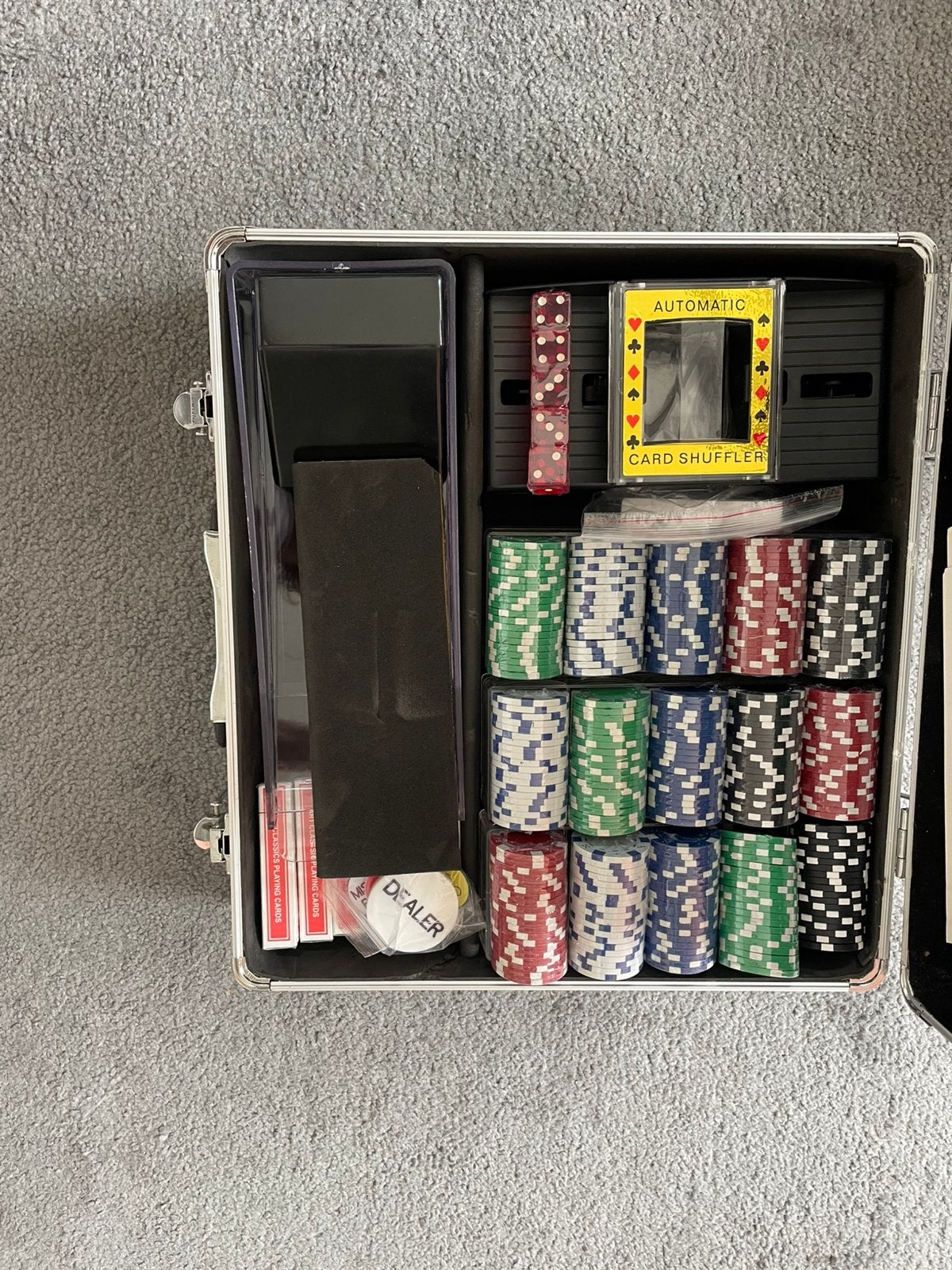 Pokerset, Hobby en Vrije tijd, Gezelschapsspellen | Overige, Ophalen, Zo goed als nieuw