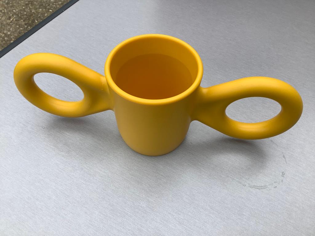 Gispen dombo drinkbeker okergeel, Ophalen of Verzenden, Zo goed als nieuw, Overige typen