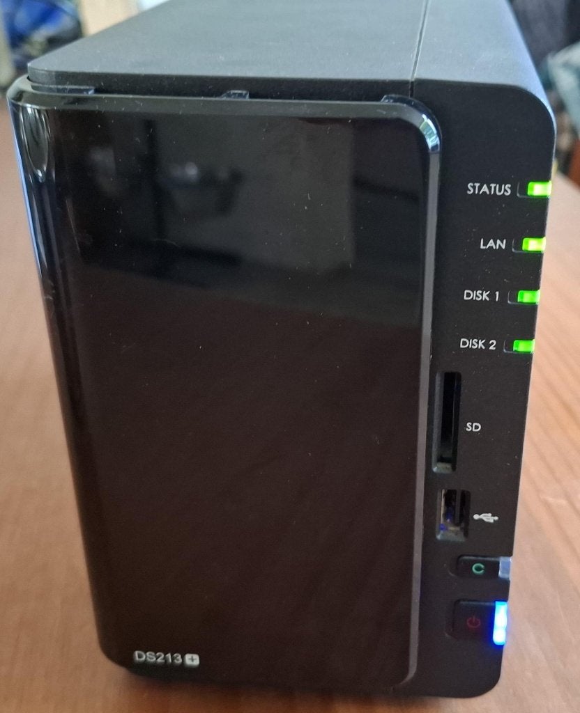 Synology DS213+, goede staat excl. disks (ophalen) € 35,00, Ophalen, Nieuw